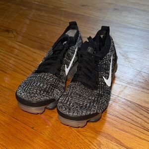 Nike Black and Gray Knit Sneakers